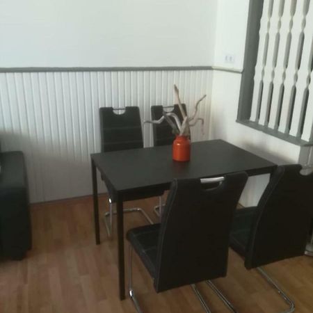 Zentral Gelegene Wohnung In Velbert-Mitte エクステリア 写真
