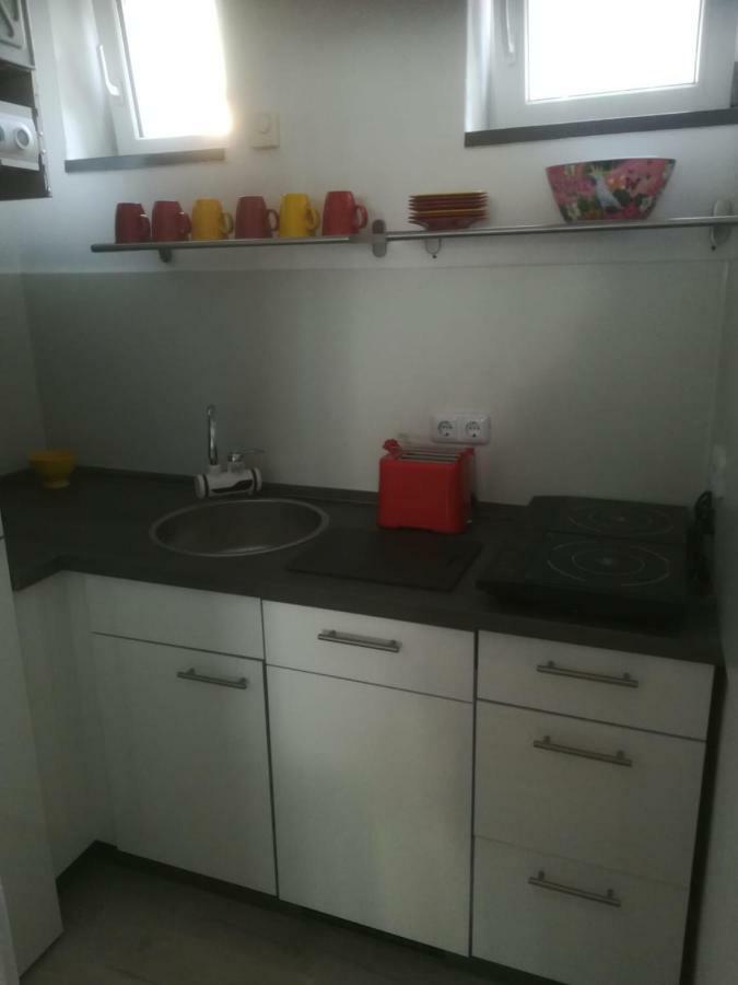 Zentral Gelegene Wohnung In Velbert-Mitte エクステリア 写真